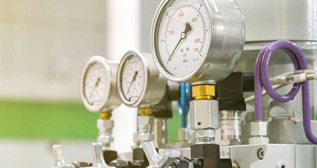 IoT-Powered Solution for Fluid Management with Data Analytics