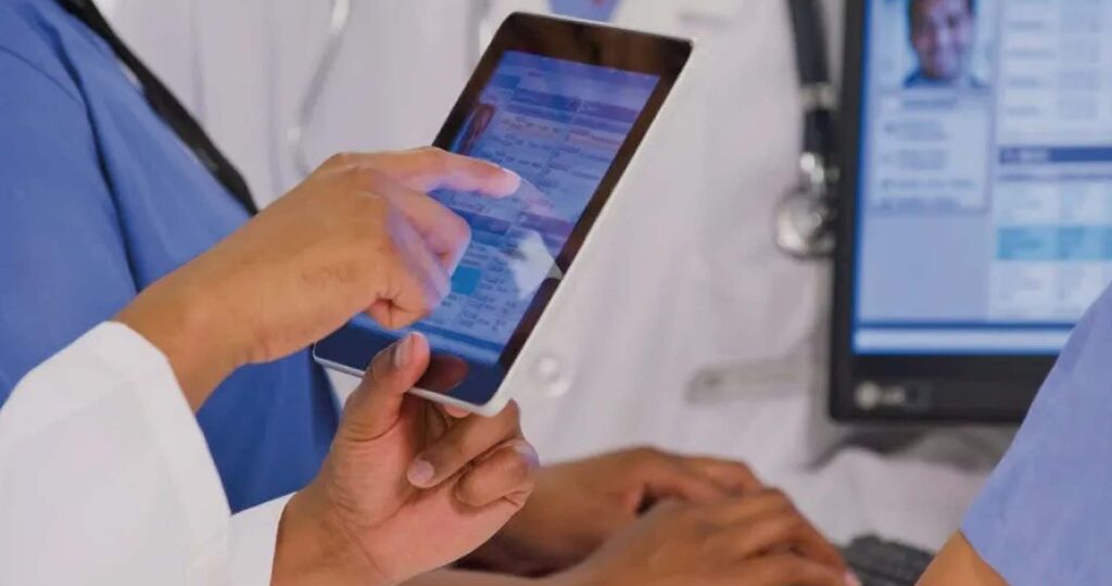 Developed Healthcare Dashboard using Power BI For Online Carer Platform
